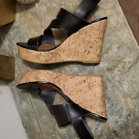 Mossimo Black Wide Strap & Buckle Wedges 8.5 - Picture 6 of 10